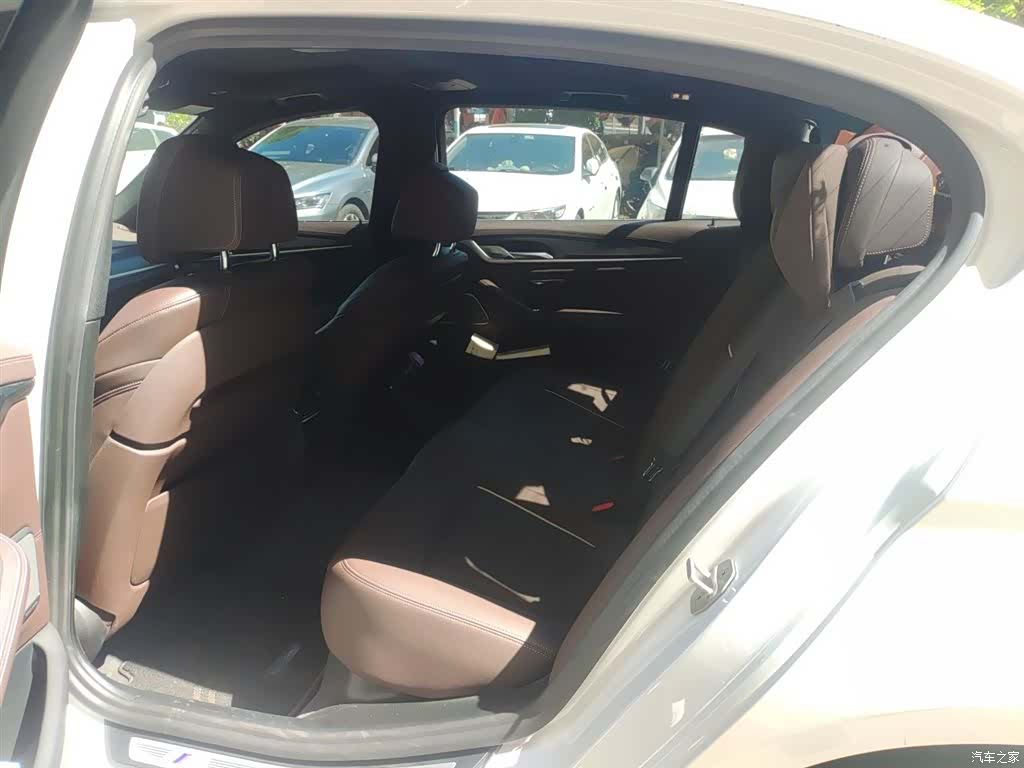 BMW 5 Series, 2021 18