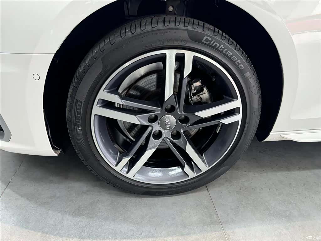 Audi A4L, 2021 6
