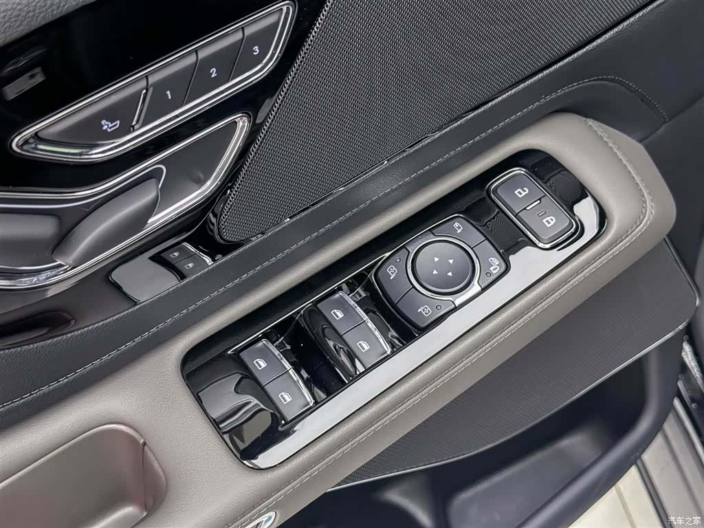 Lincoln Aviator, 2024 24
