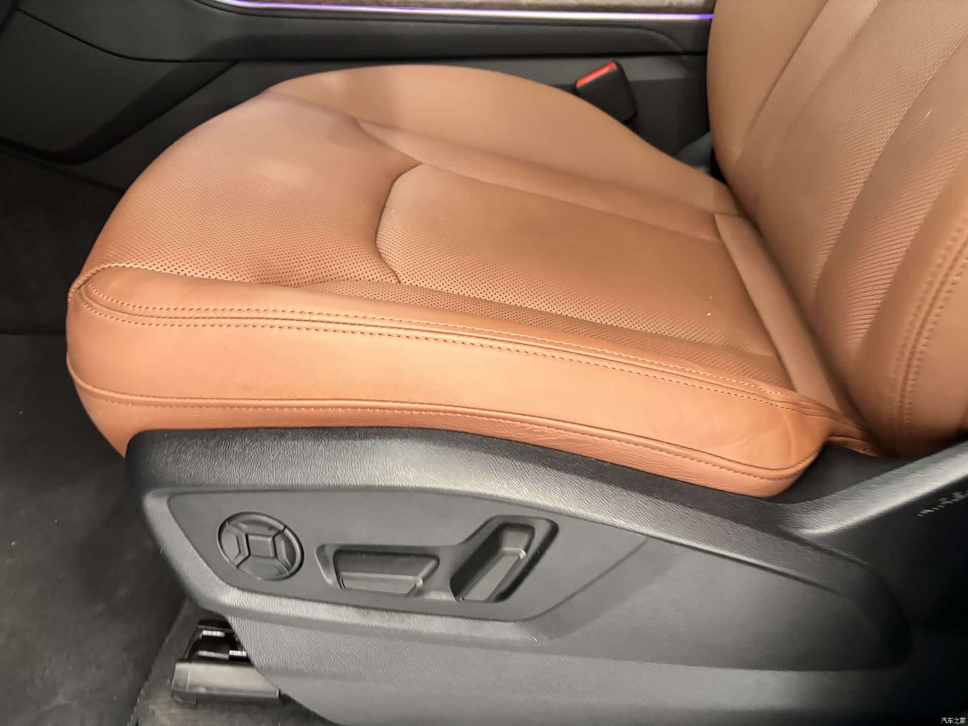Audi Q7, 2023 13