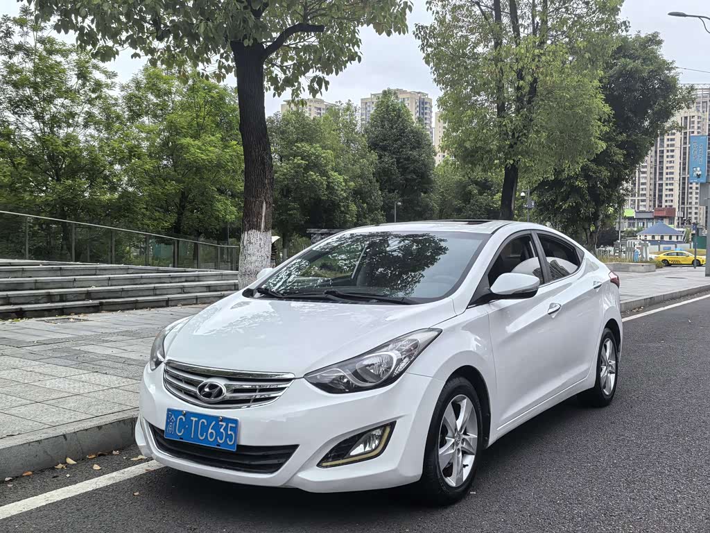Hyundai Elantra