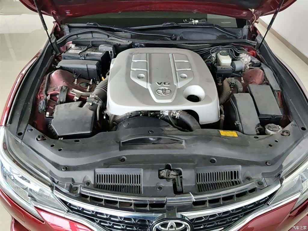Toyota 2.5V, 2015 16
