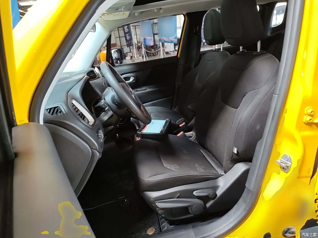 Jeep Renegade, 2018 15