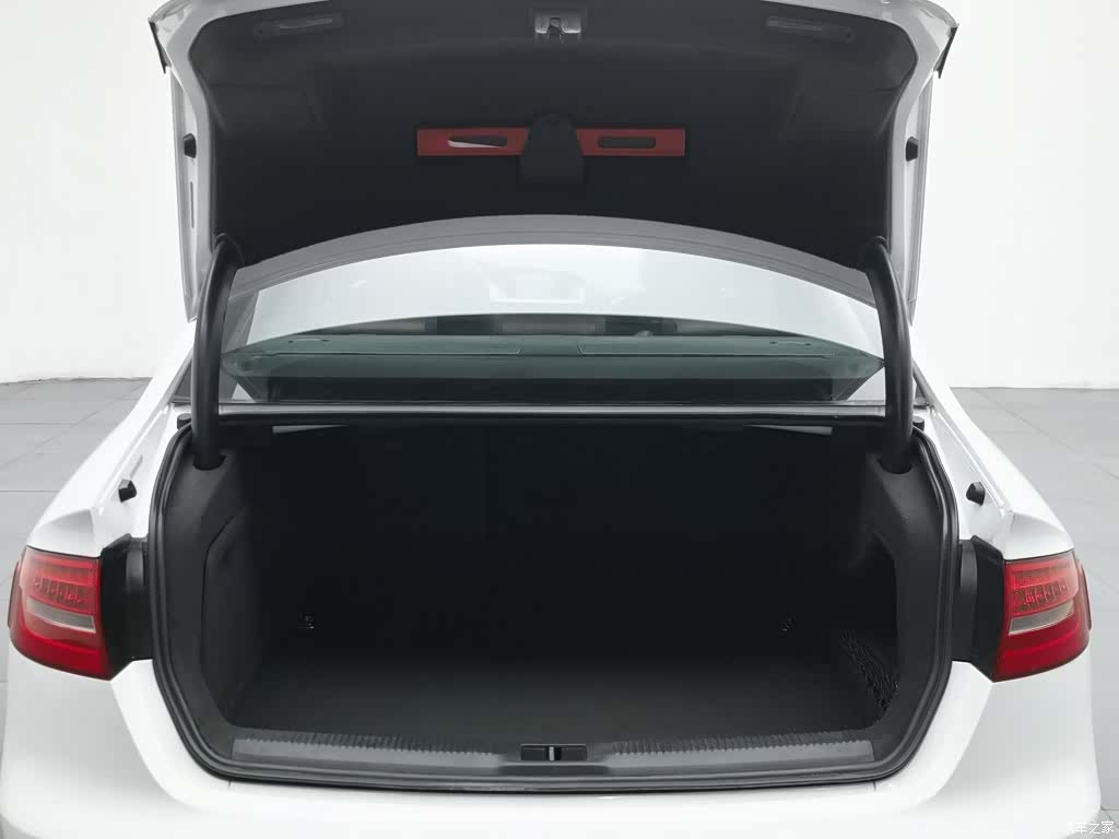 Audi A4L, 2016 16