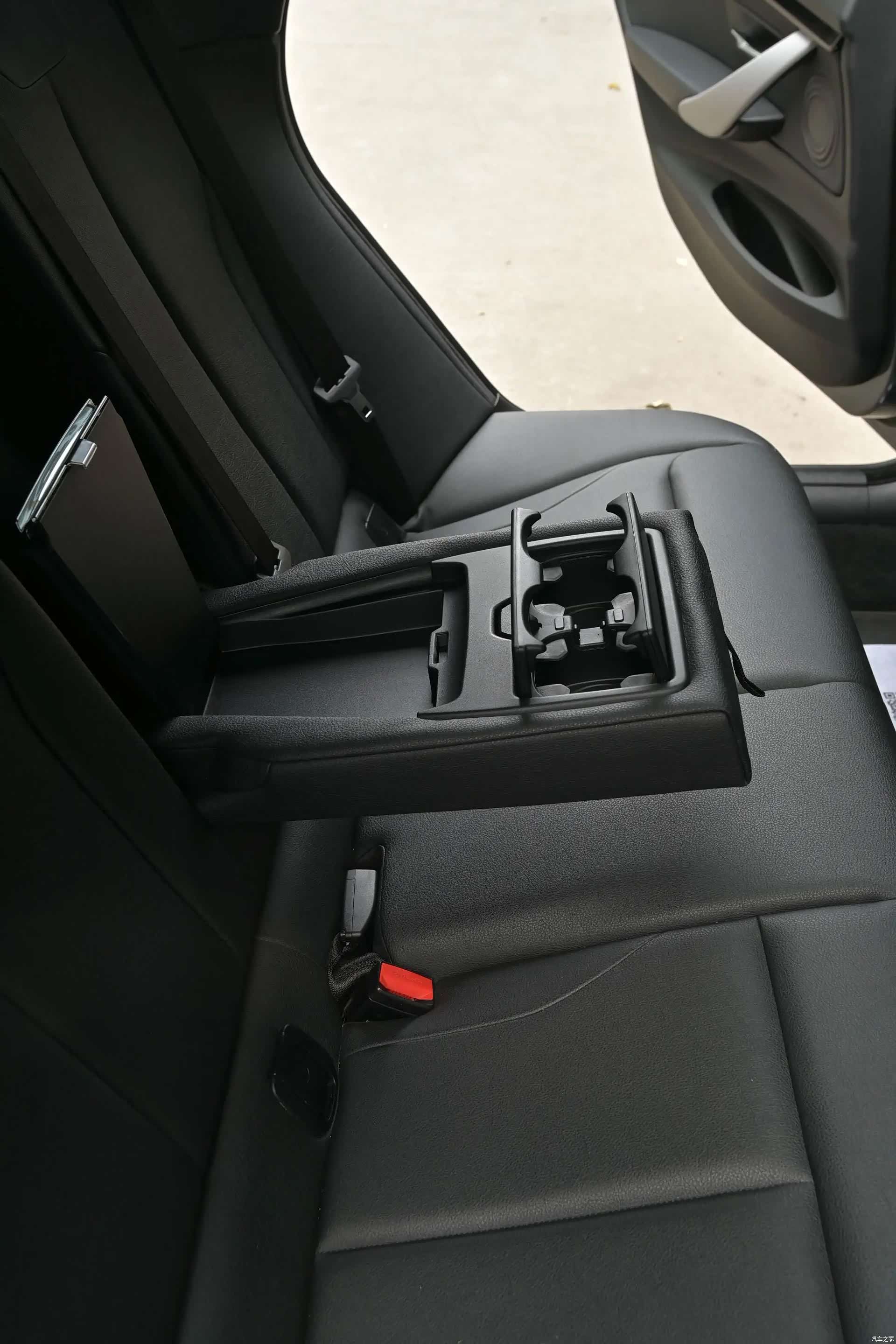 BMW 3 Series, 2018 22
