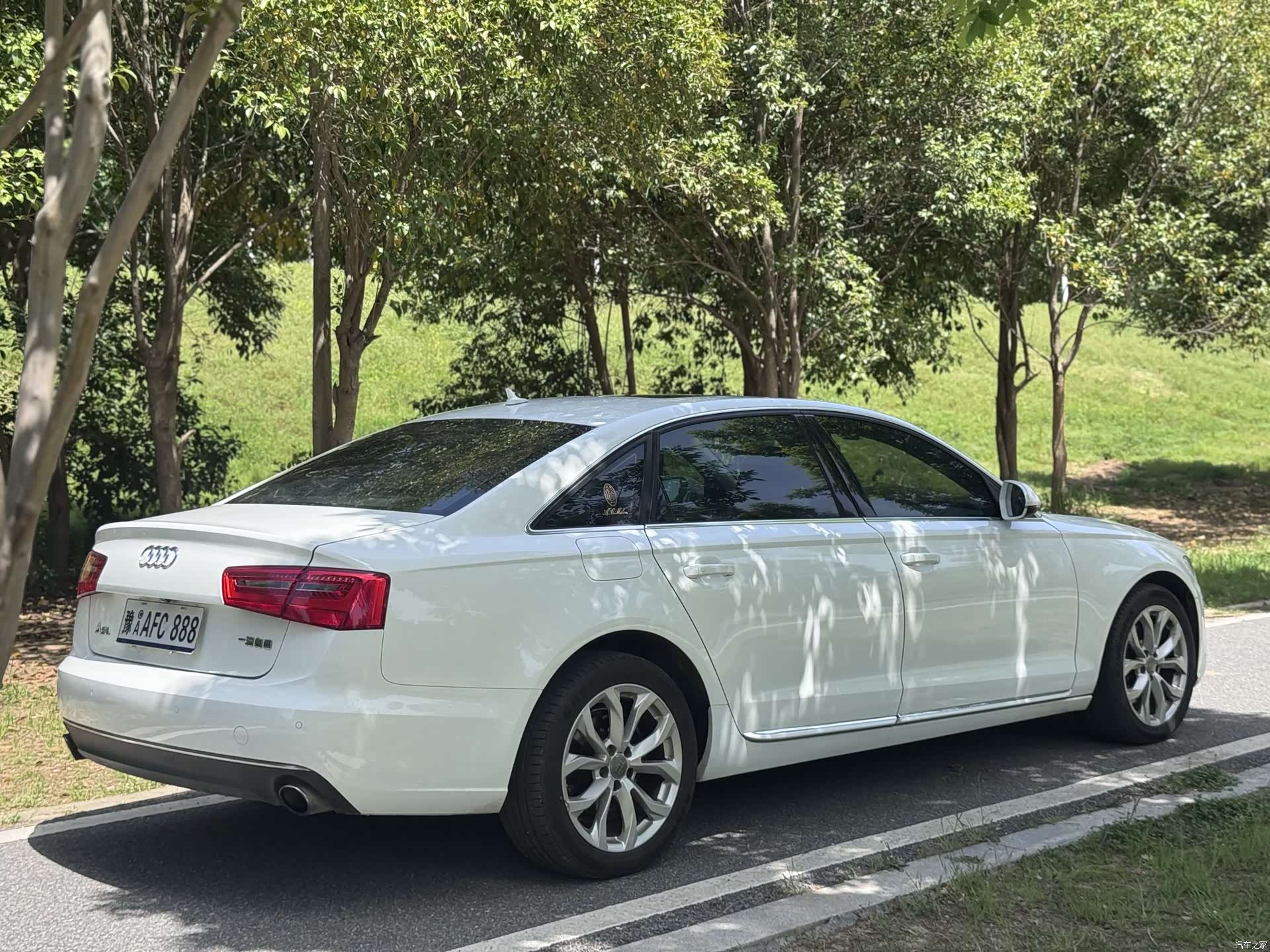 Audi A6L, 2016 9
