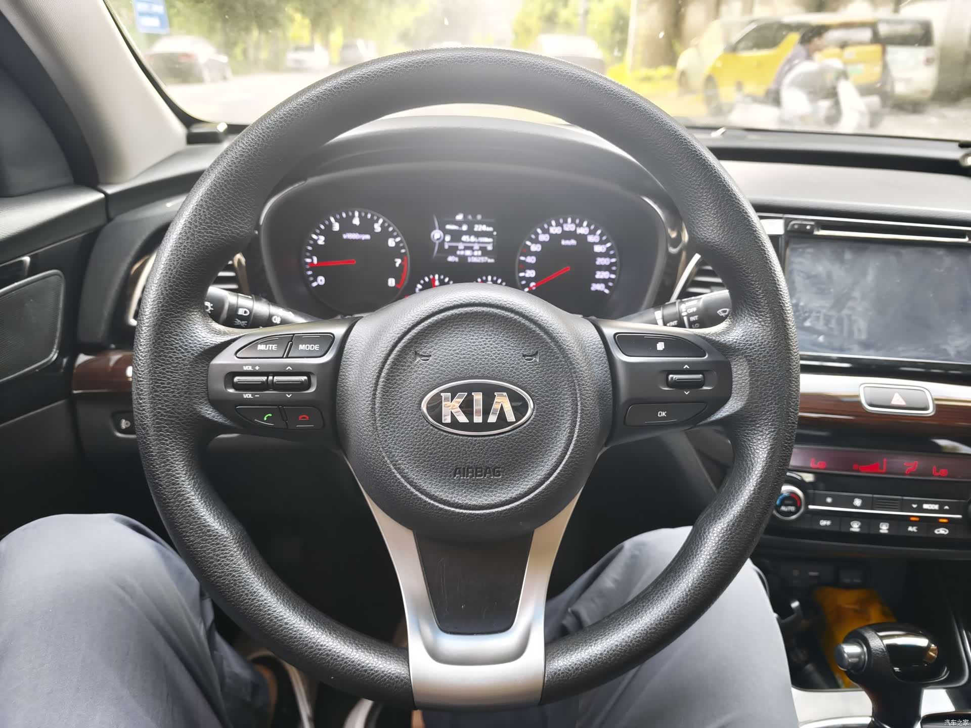 Kia K4, 2015 14