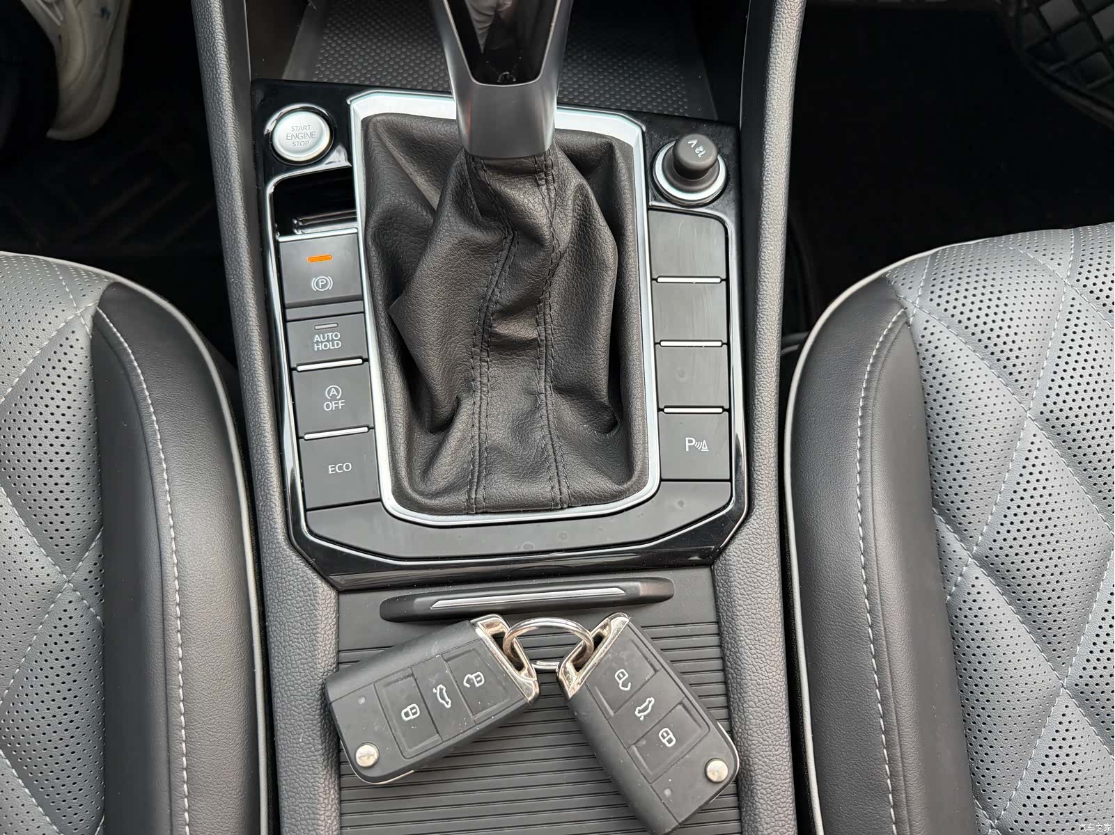 Volkswagen Sagitar, 2022 15