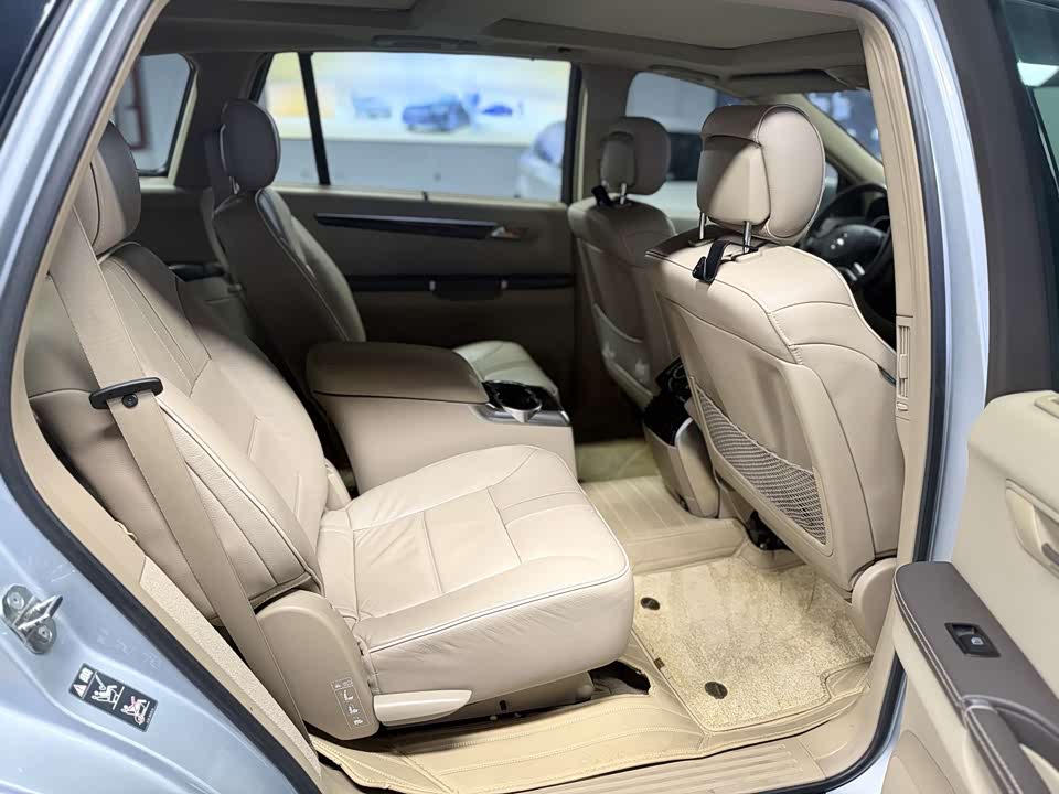 Mercedes-Benz R-class