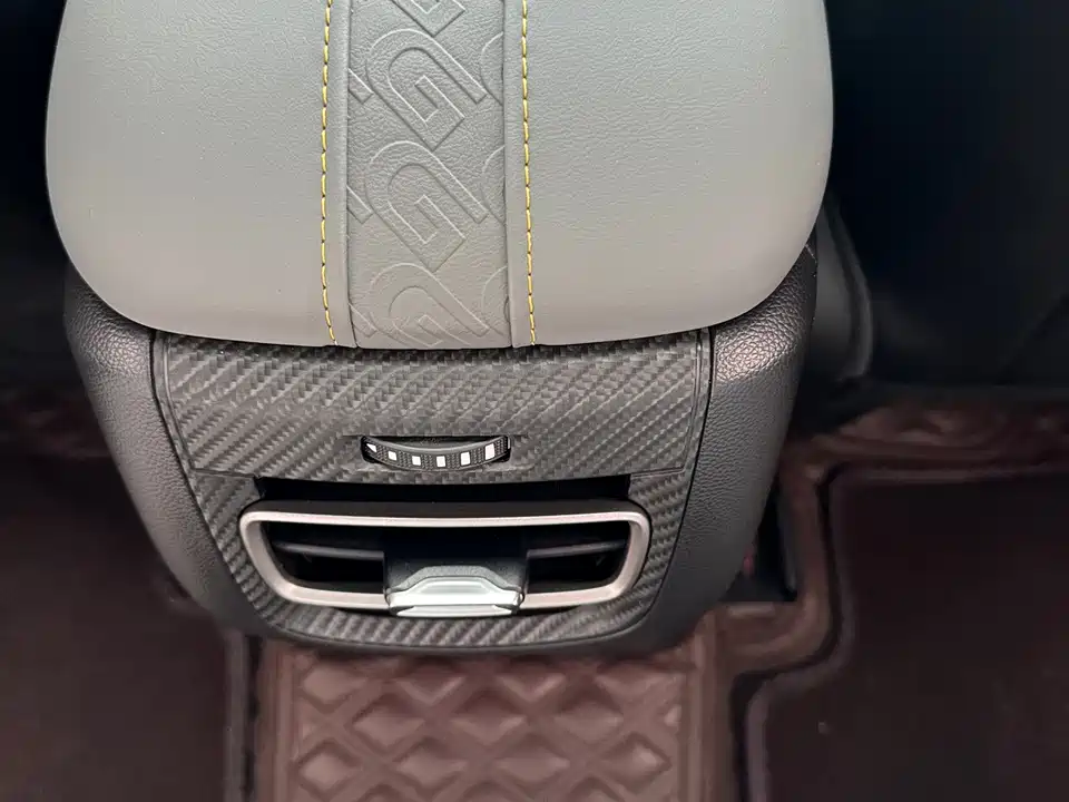 Trumpchi Shadow Leopard