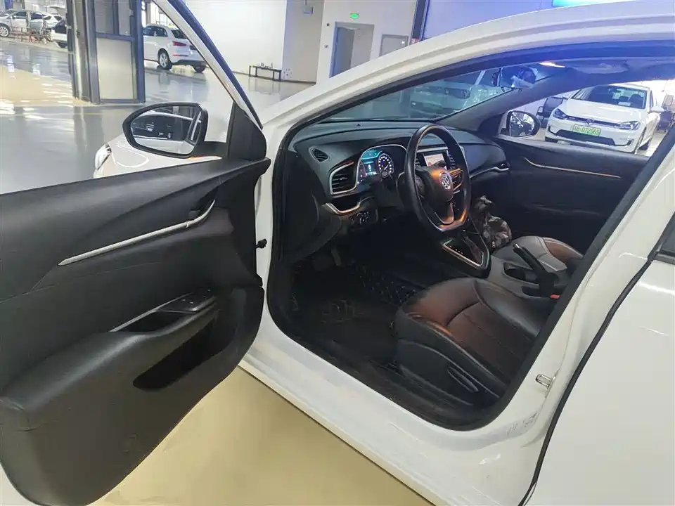 Buick Yinglang