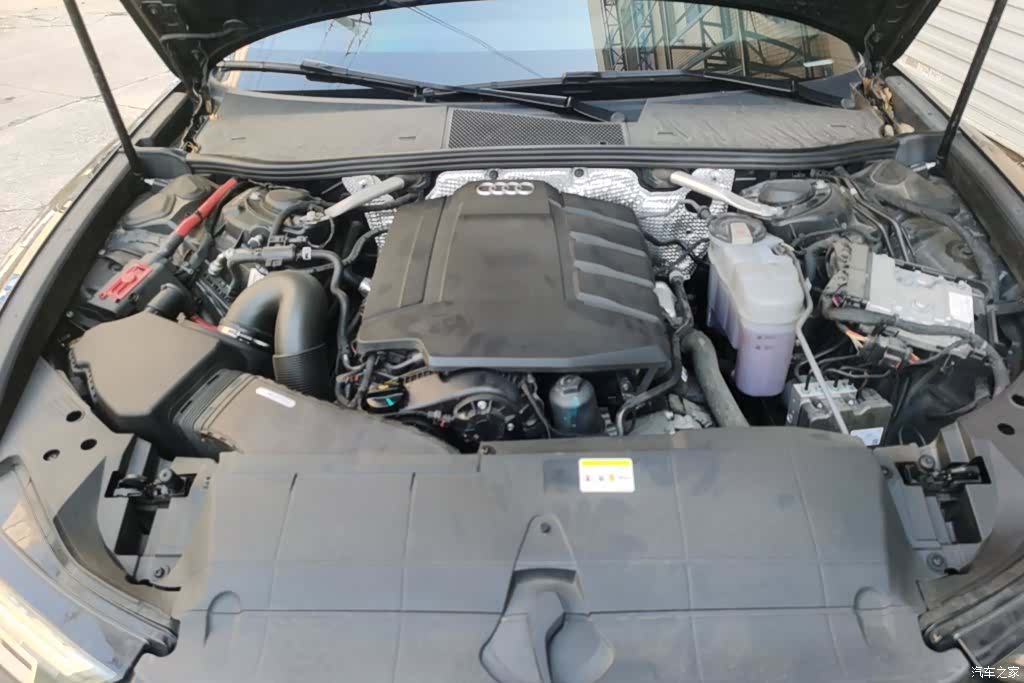Audi A6L, 2021 10
