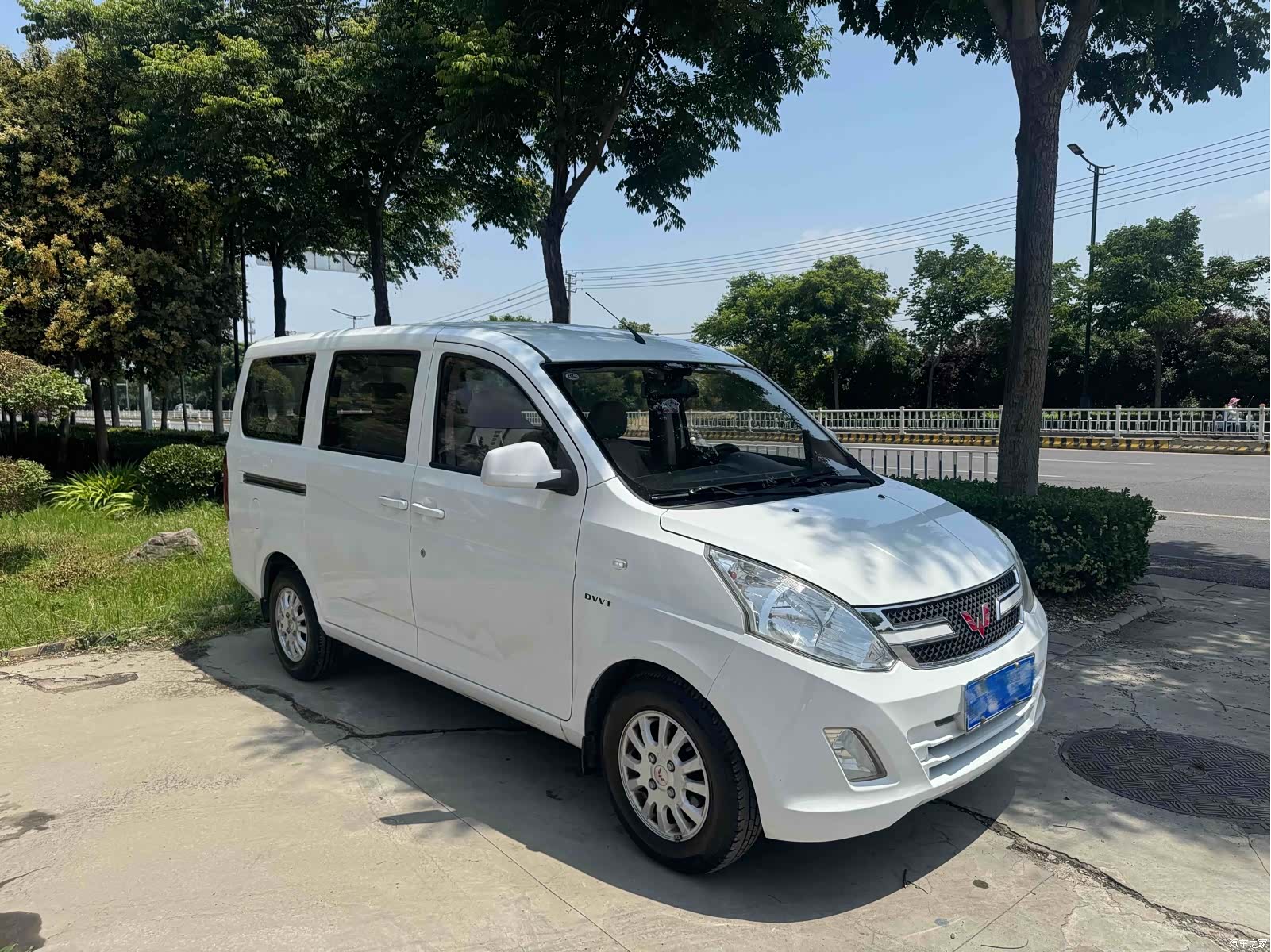 Wuling V, 2016 7