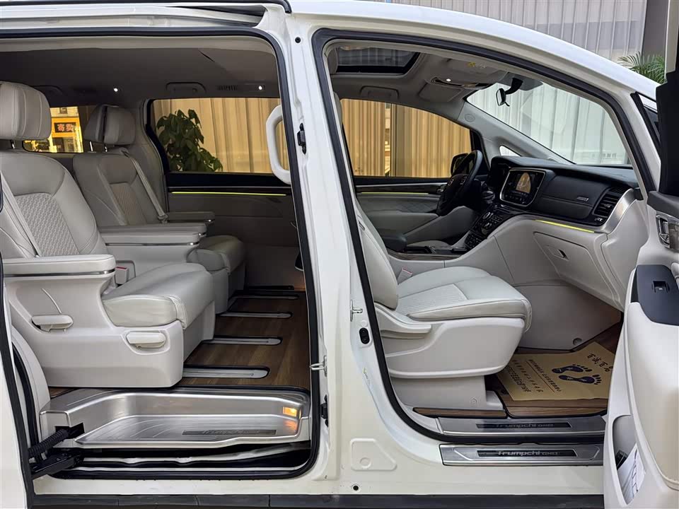 Trumpchi Trumpchi M8