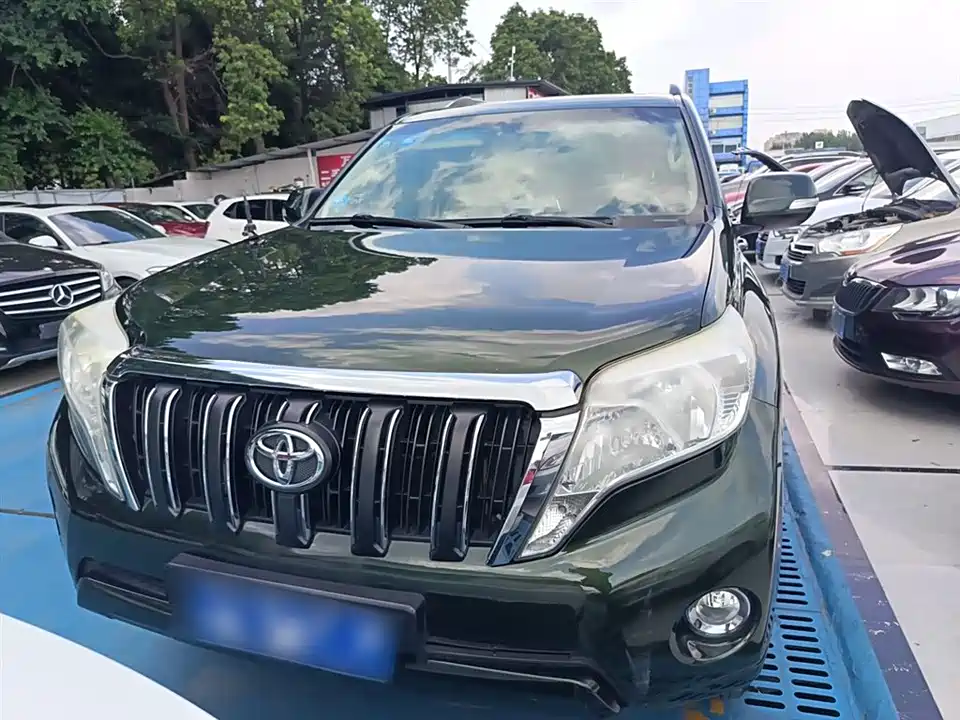 Toyota Prado