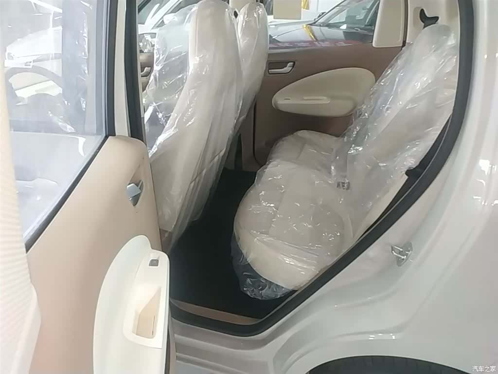 Wuling MINIEV, 2026 17