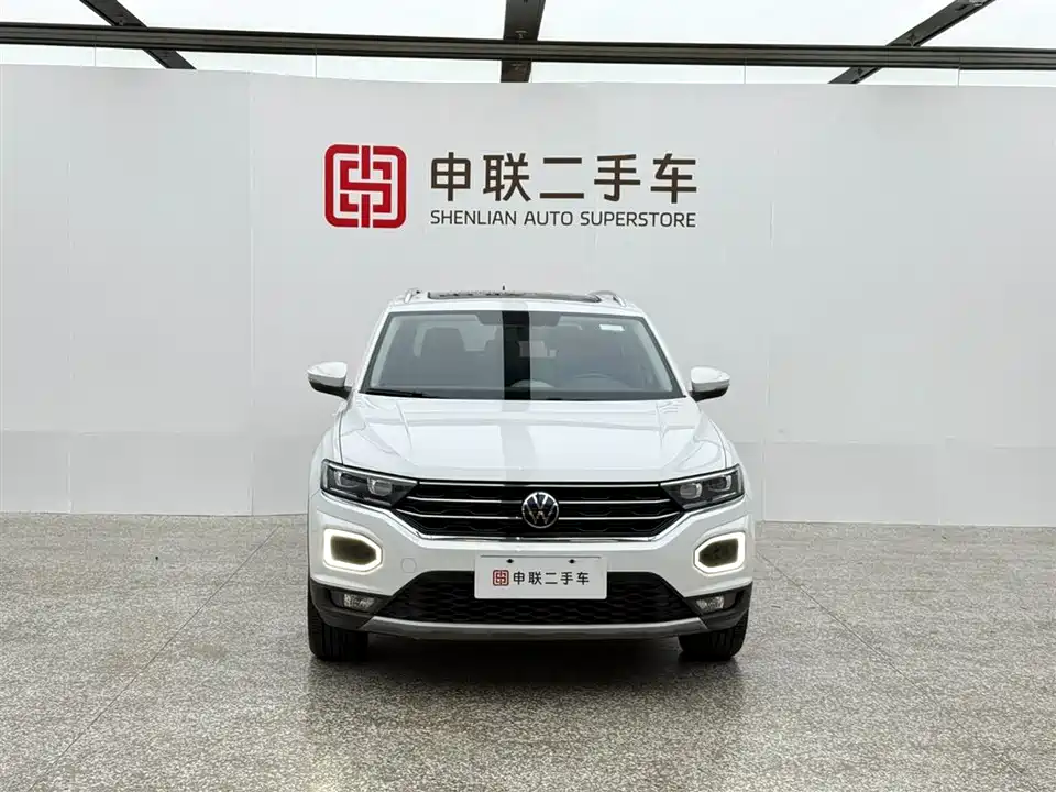 Volkswagen T-ROC exploring Songs