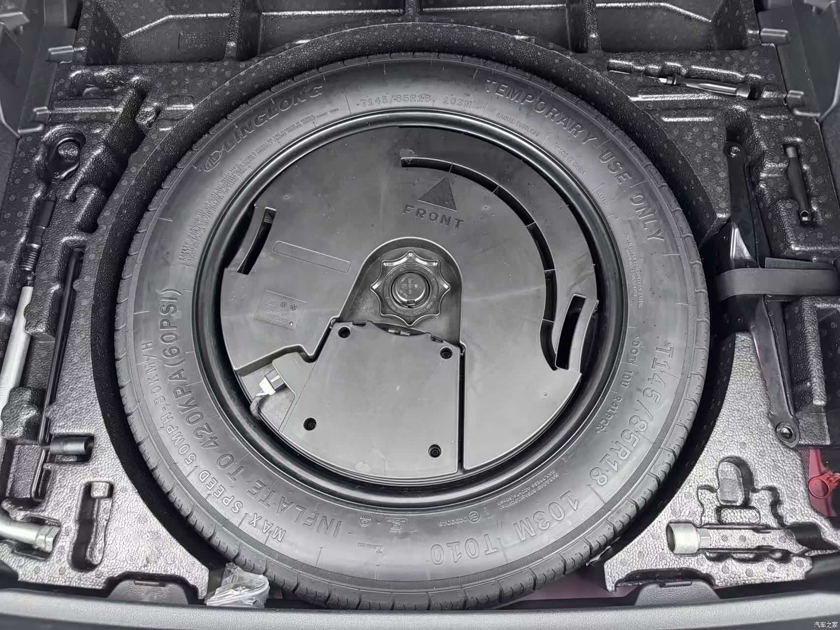 Audi Q3, 2021 9