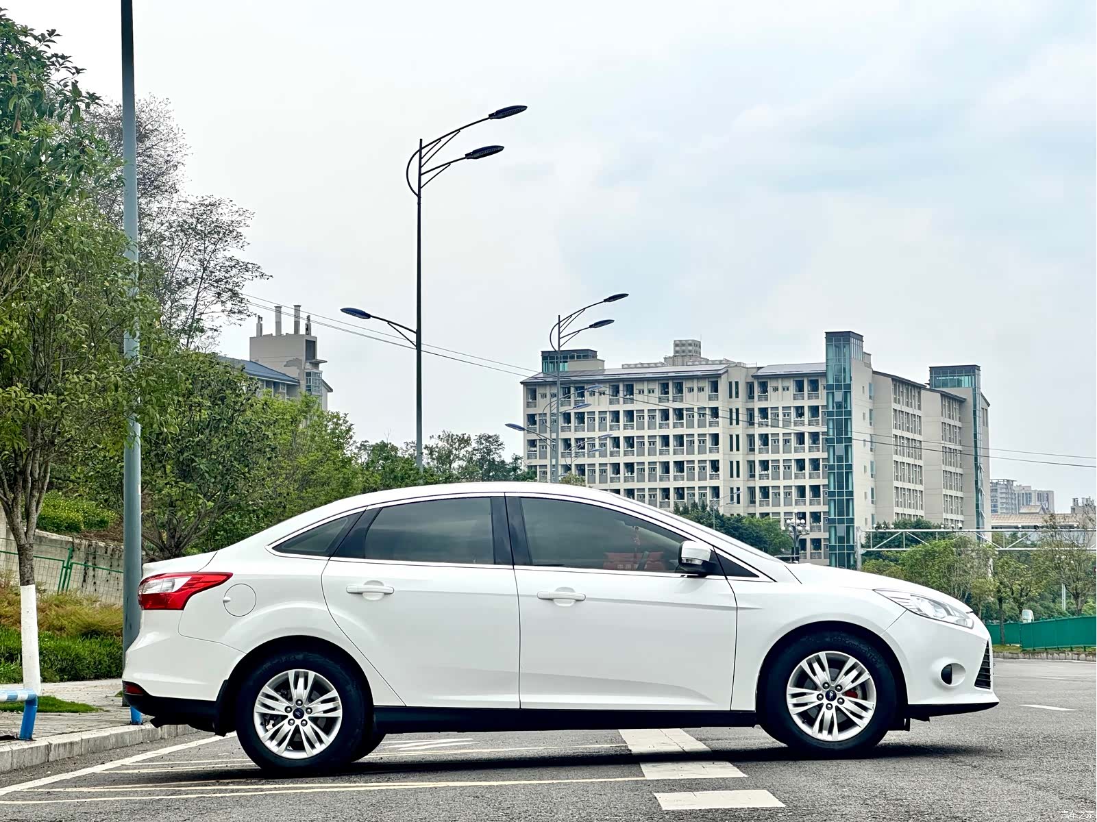 Ford Focus, 2014 7