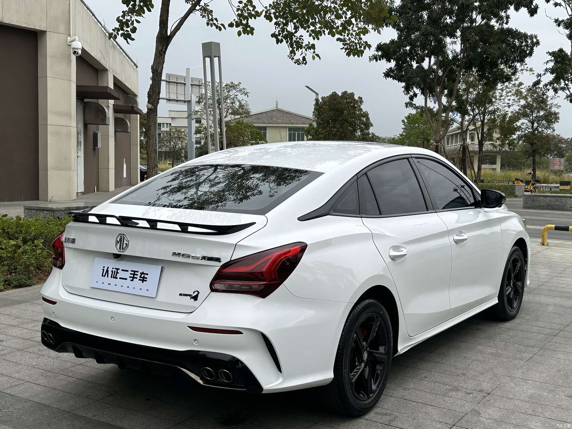 MG MG5, 2022 17