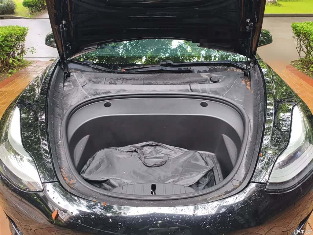Tesla Model 3, 2021 11