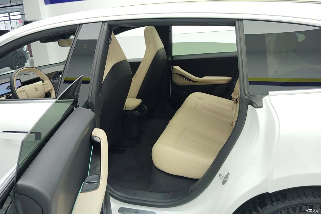 NIO ET5, 2024 11