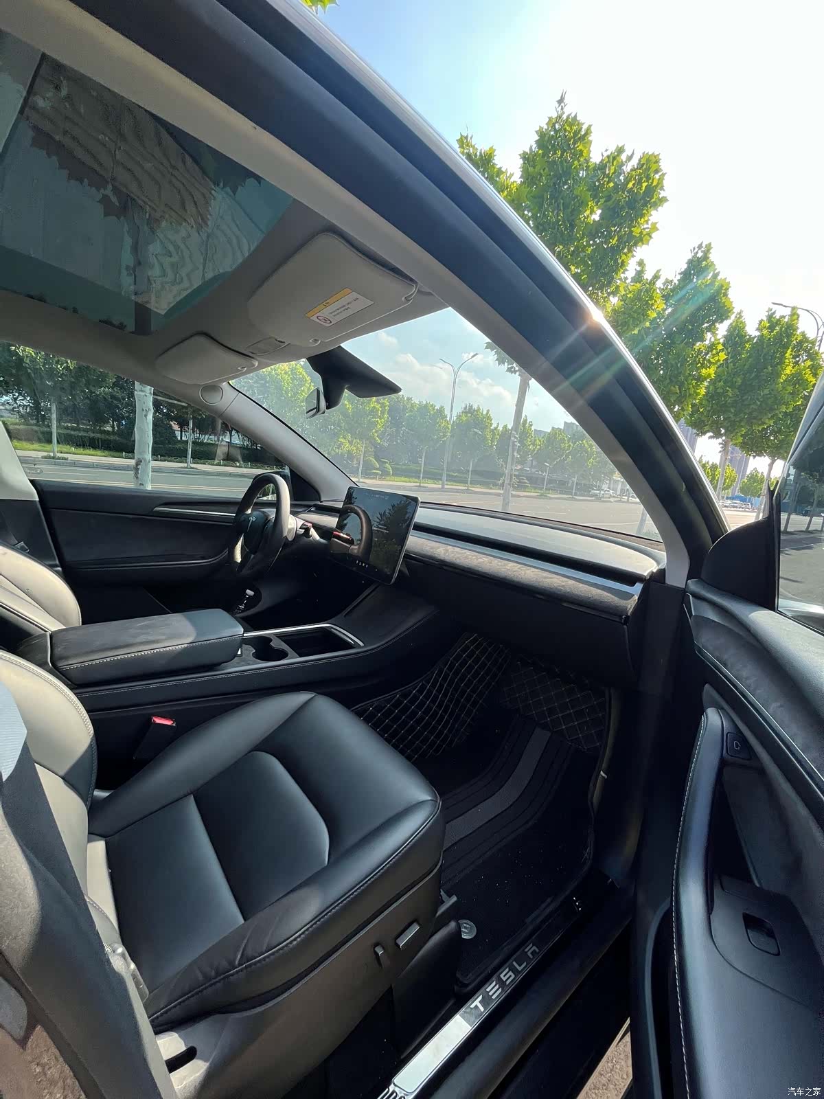 Tesla Model Y, 2021 7