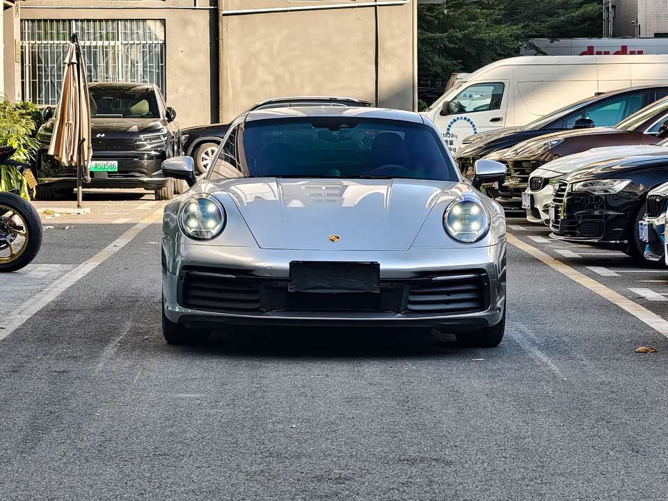 Porsche 911