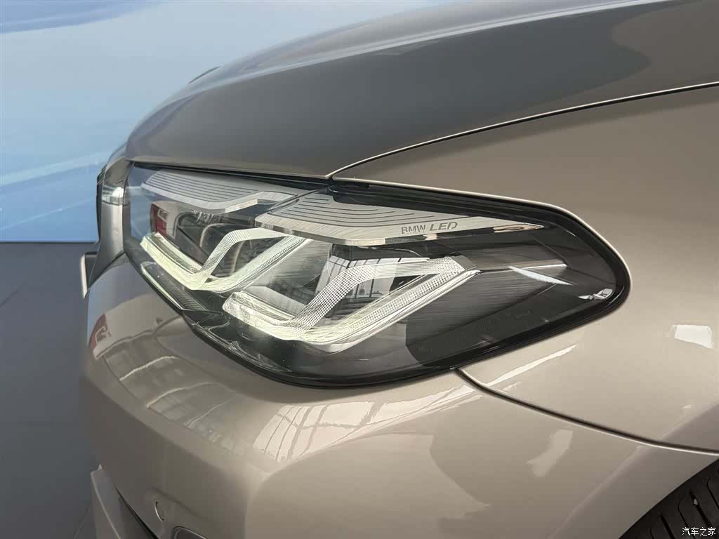 BMW 5 Series, 2021 12