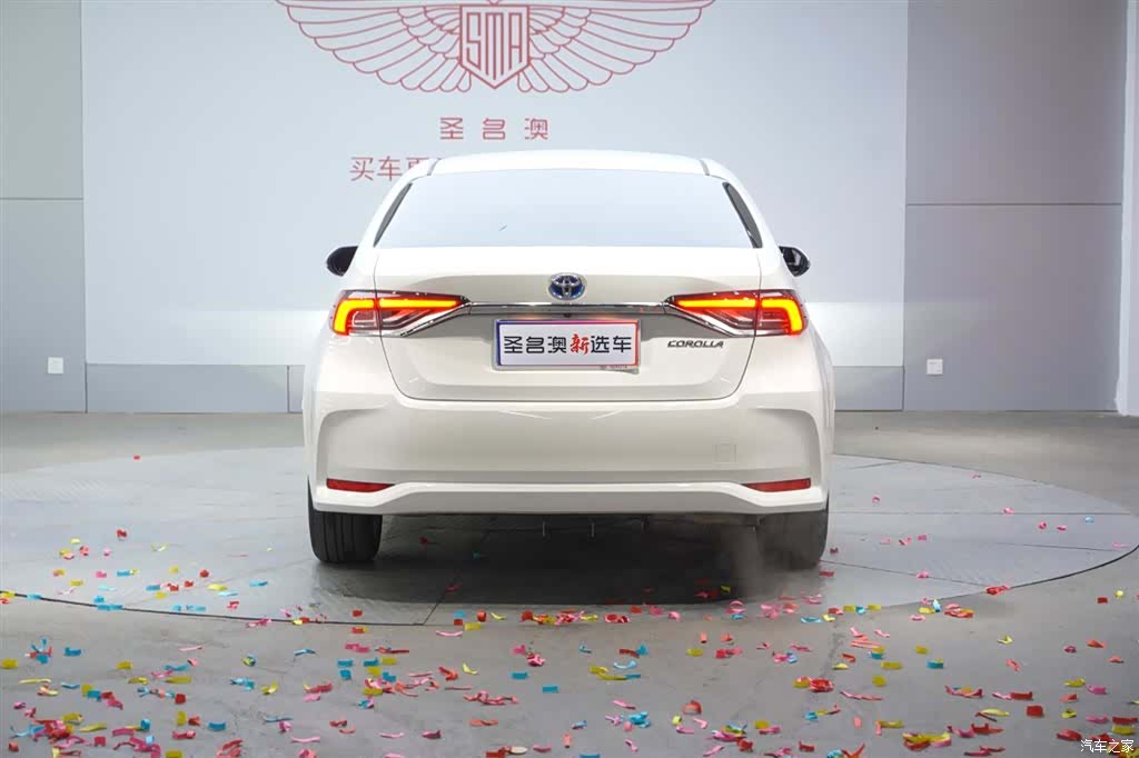 Toyota Corolla, 2024 все фото