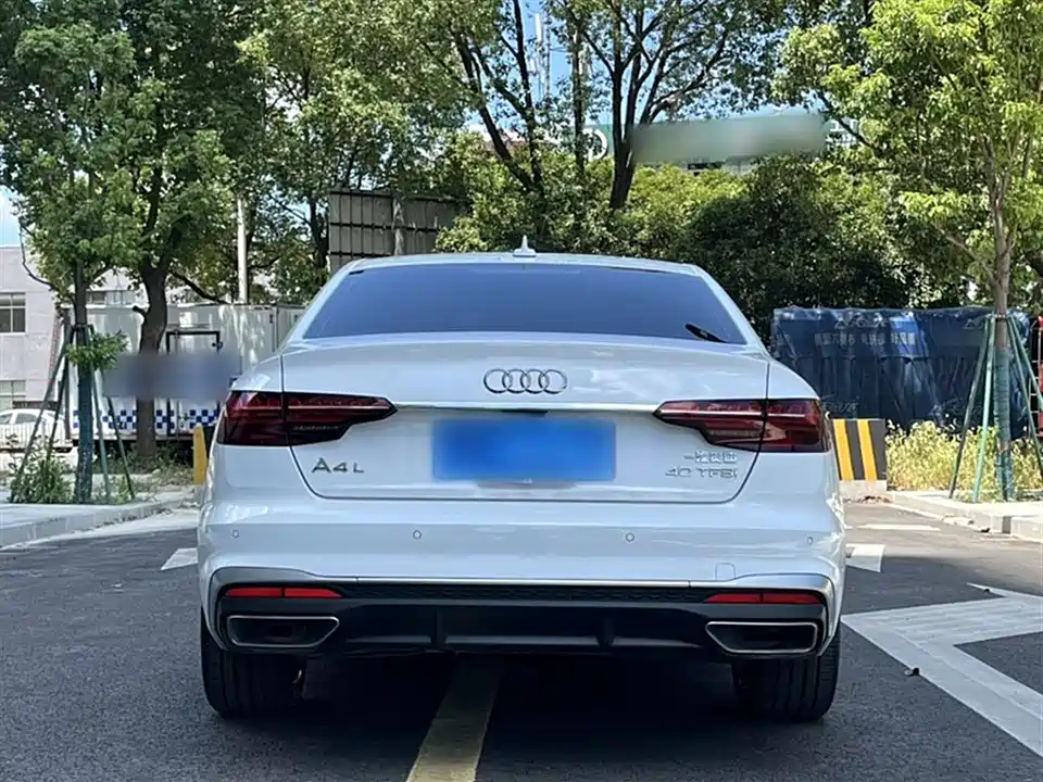 Audi A4L