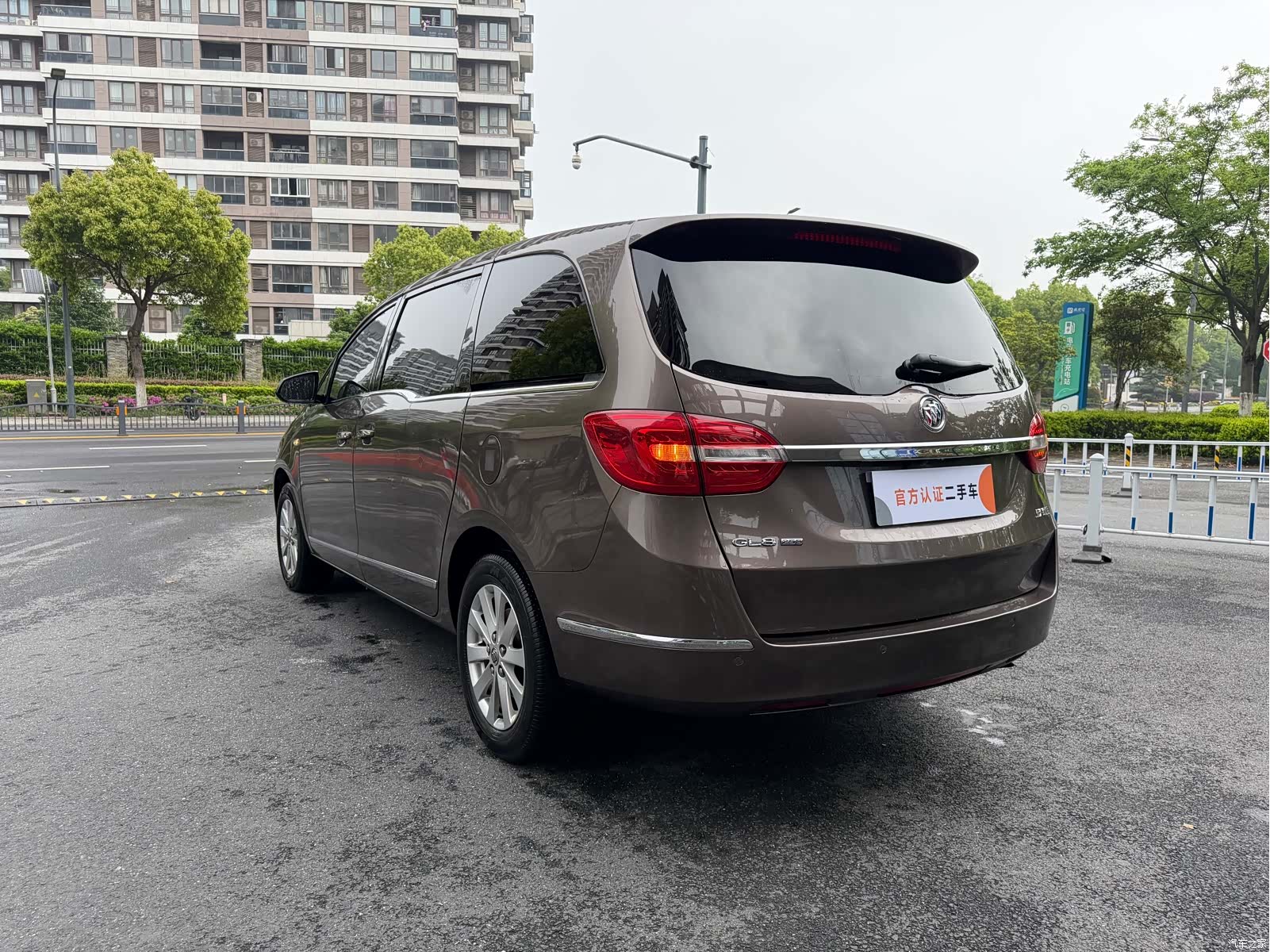 Buick GL8, 2018 7