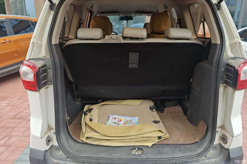 BAIC M70, 2017 4
