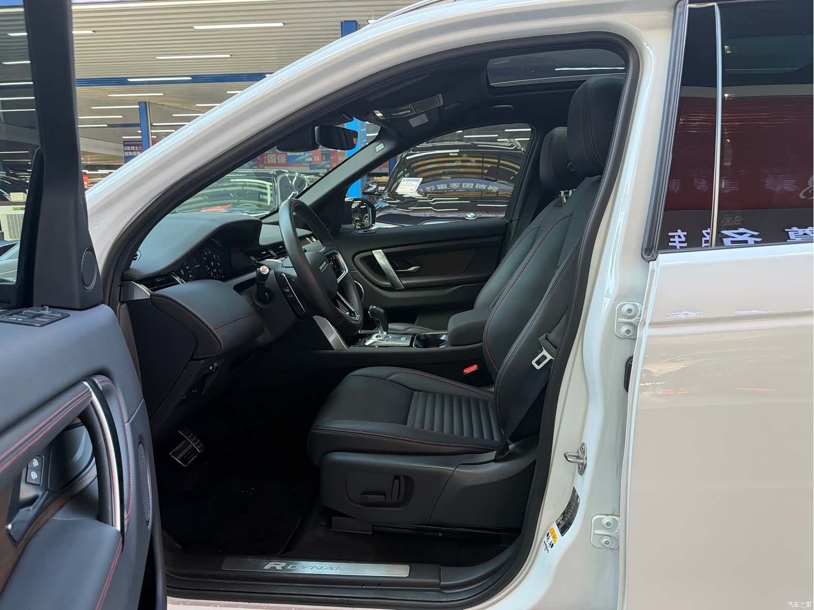 Land Rover Discovery, 2023 6