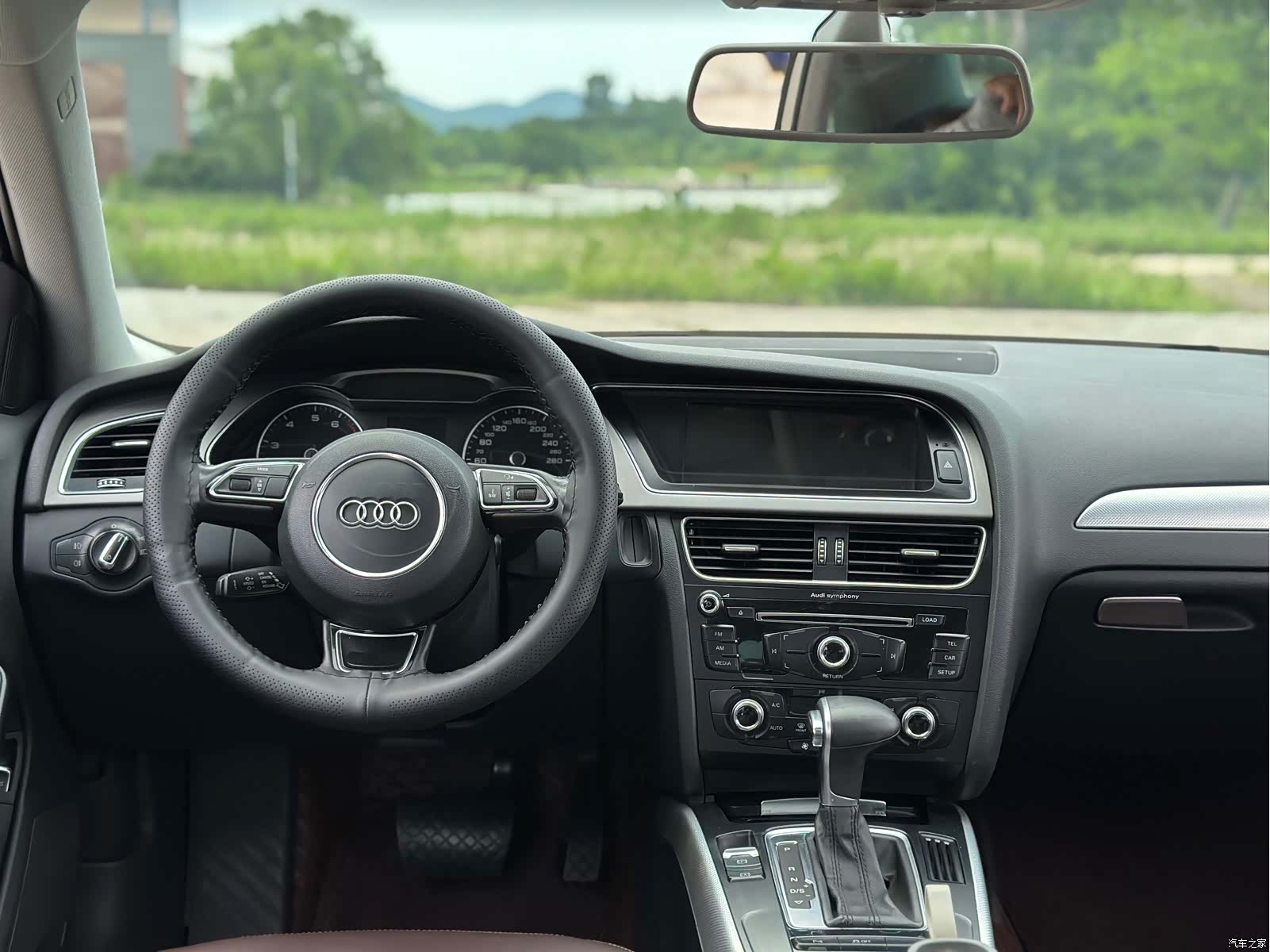 Audi A4L, 2014 17
