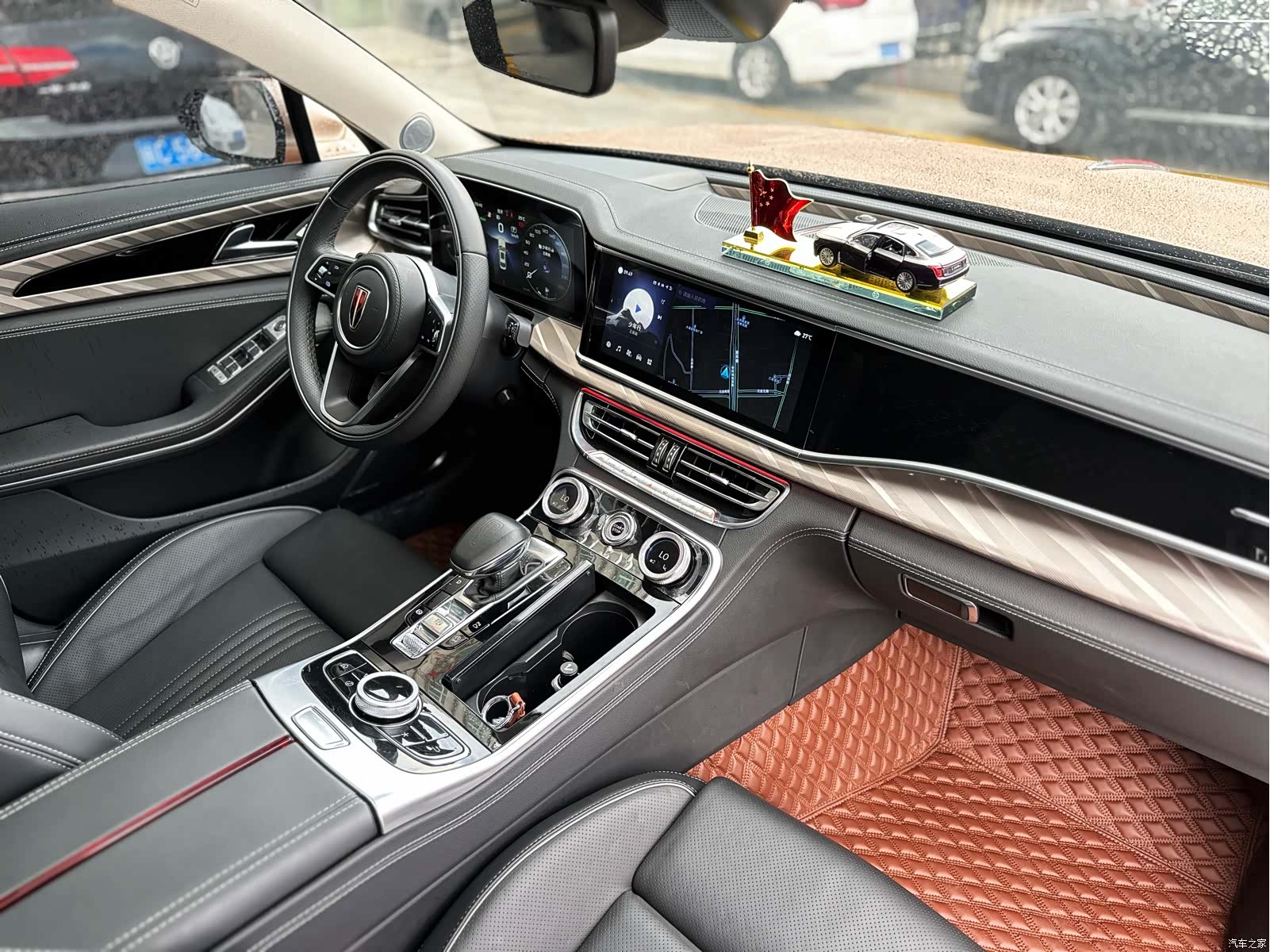 Hongqi H9, 2022 10