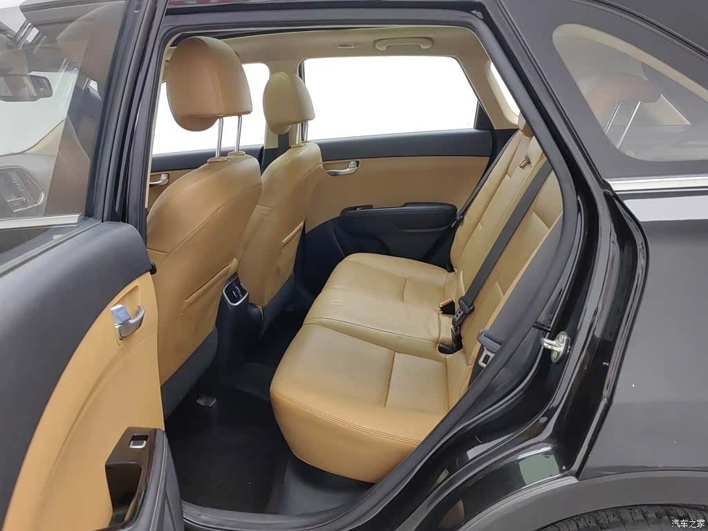 Kia KX3, 2015 15