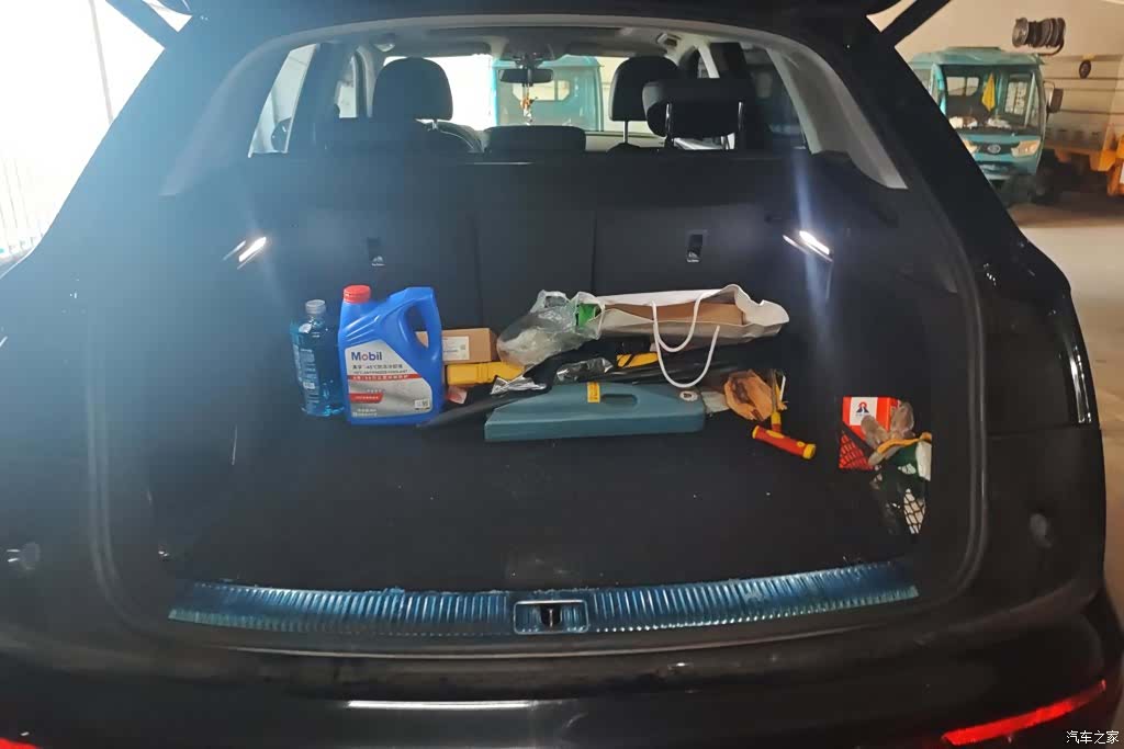 Audi Q5L, 2021 4