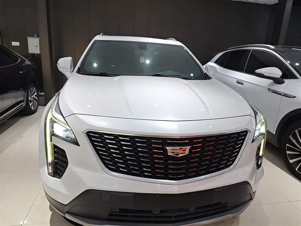 Cadillac XT4
