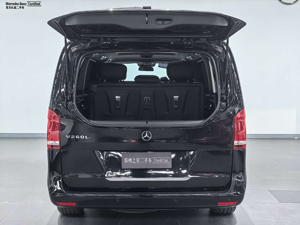 Mercedes-Benz V-class