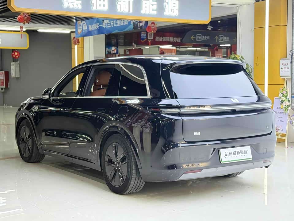 Li Auto Ideal L8