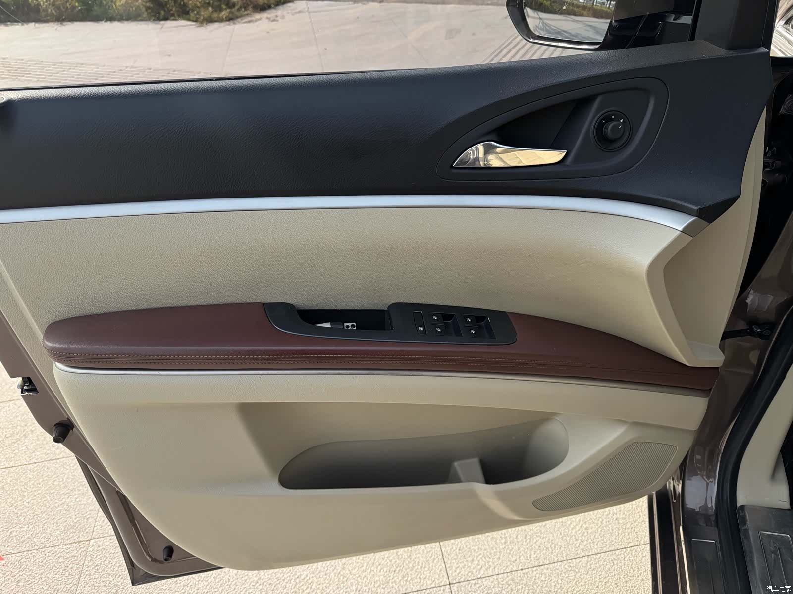 Buick GL8, 2017 7