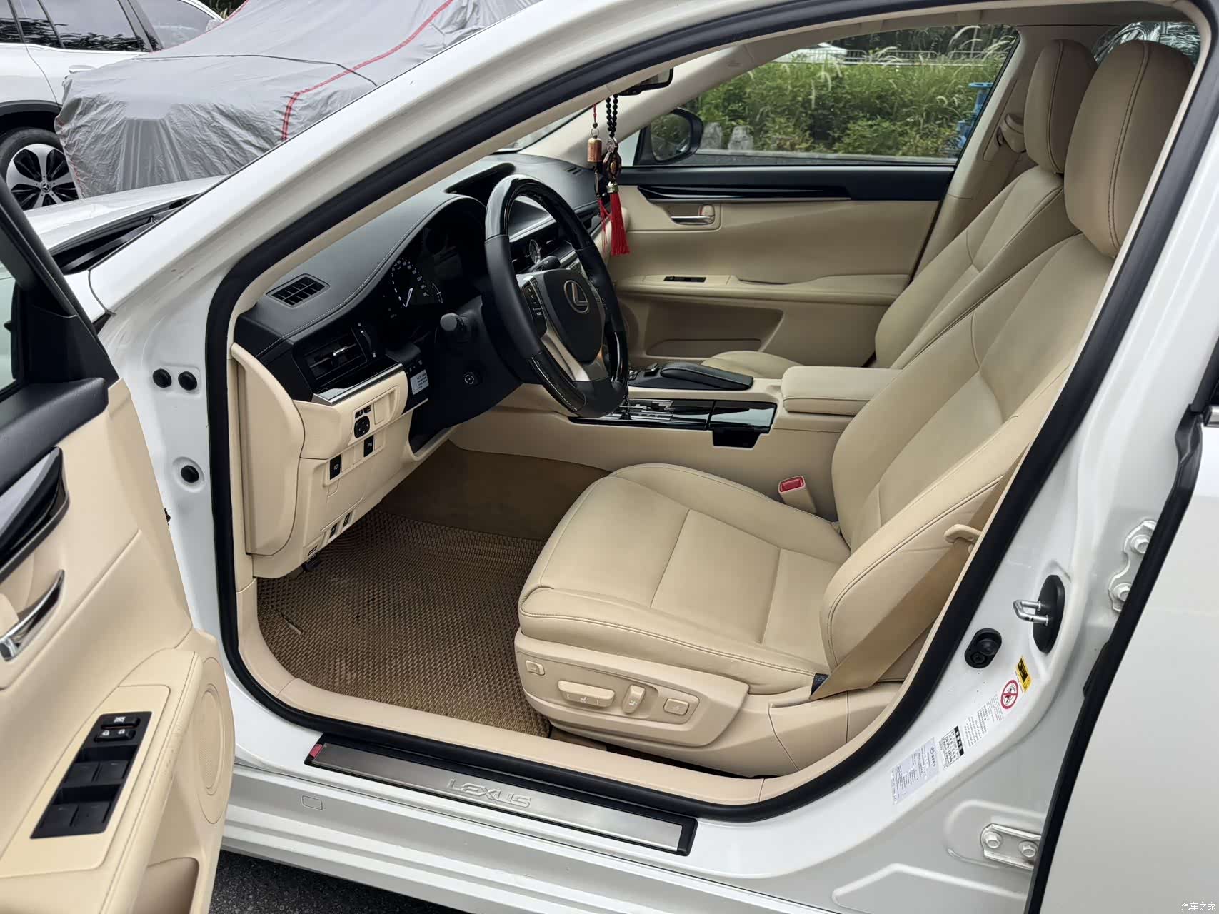 Lexus ES, 2014 все фото