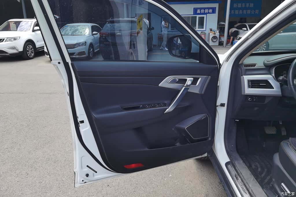 Geely Boyue, 2016 7