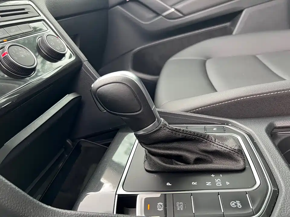 Volkswagen Golf*Jiayu