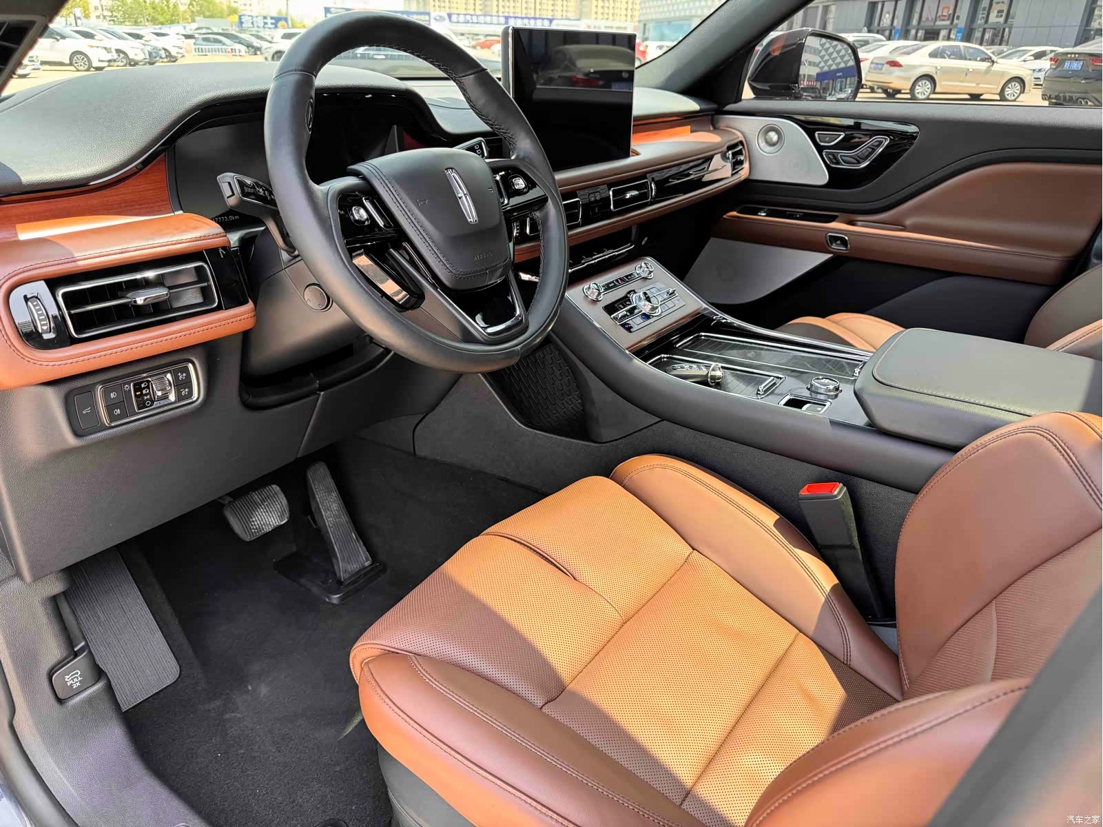 Lincoln Aviator, 2021 7
