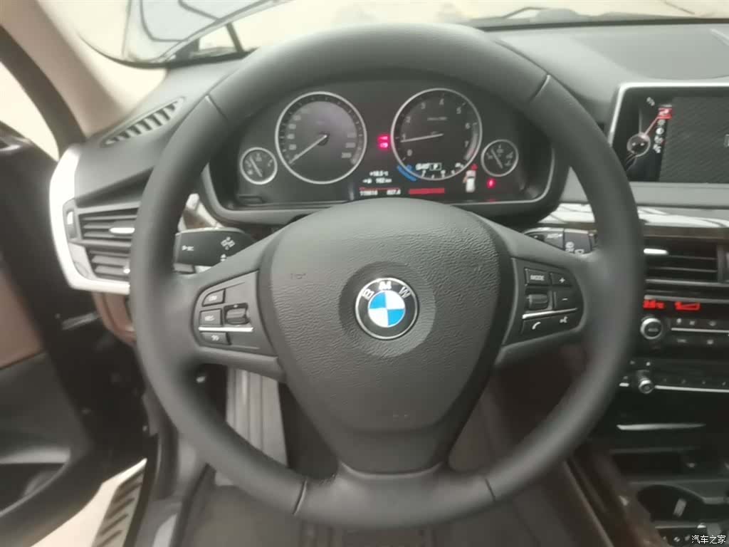 BMW X5, 2016 11
