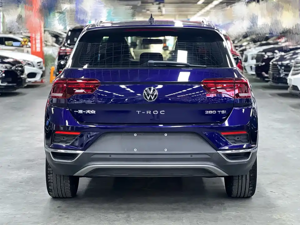 Volkswagen T-ROC exploring Songs