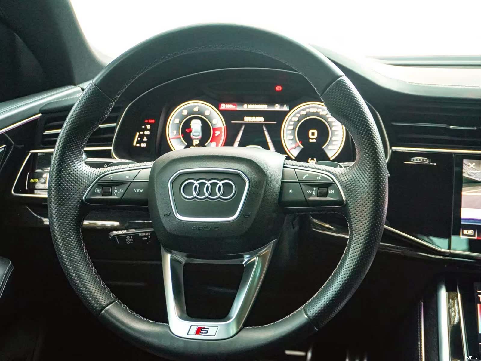 Audi Q8, 2021 18