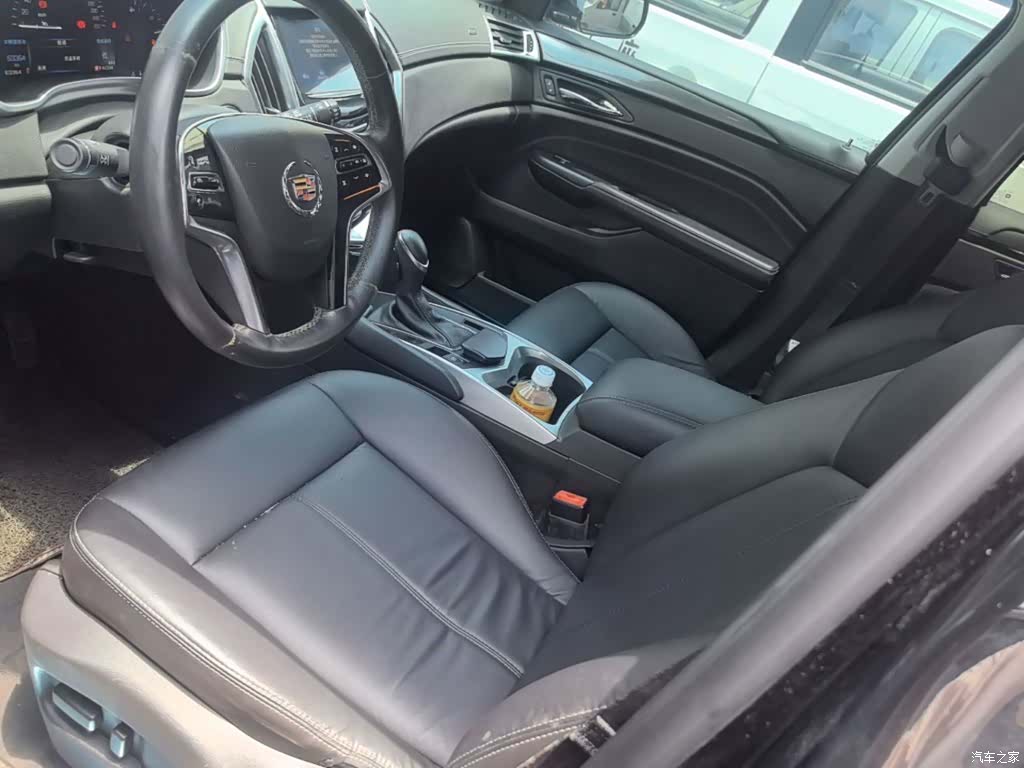 Cadillac SRX, 2015 15